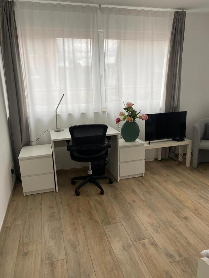 Ferienwohnungen Lamisto Am Waldesrand Neckartenzlingen Luaran gambar